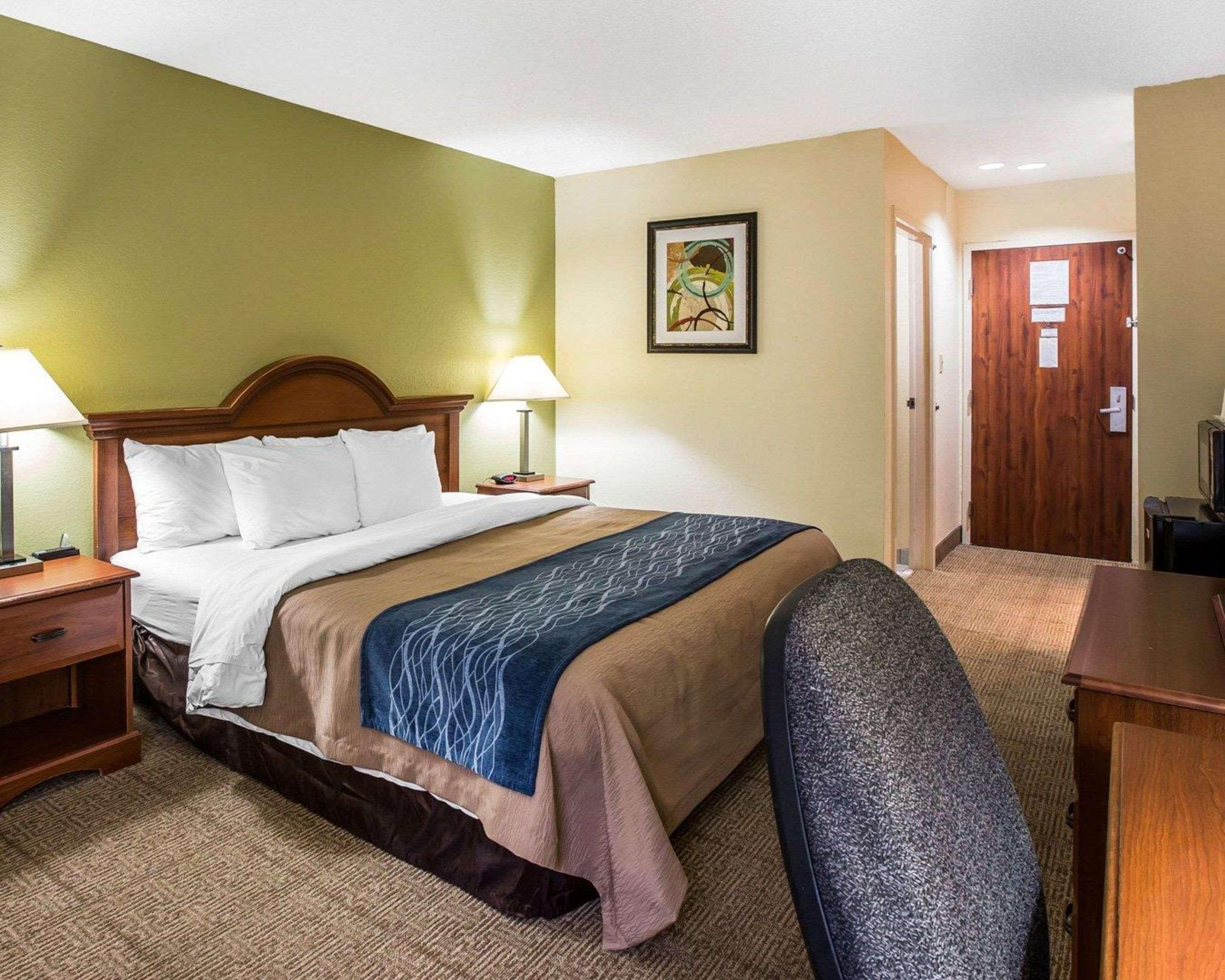 Quality Inn Darien-North Brunswick Exterior foto